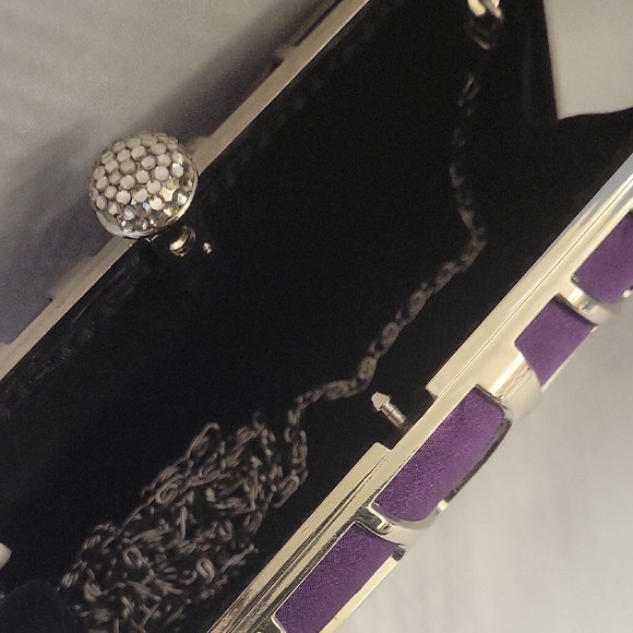 Elegant Purple Clutch with Silver Accents - Picture 7 of 10